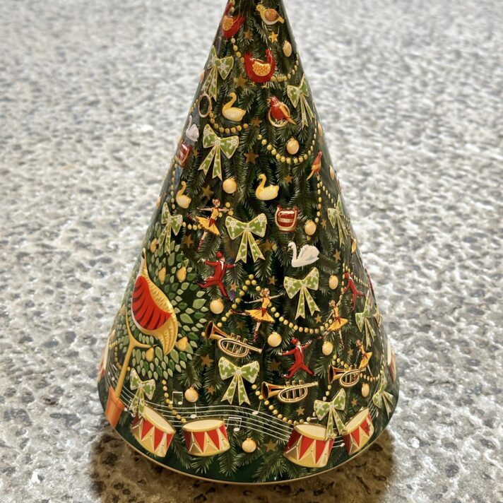 Køkudós - syngjandi jólatræ